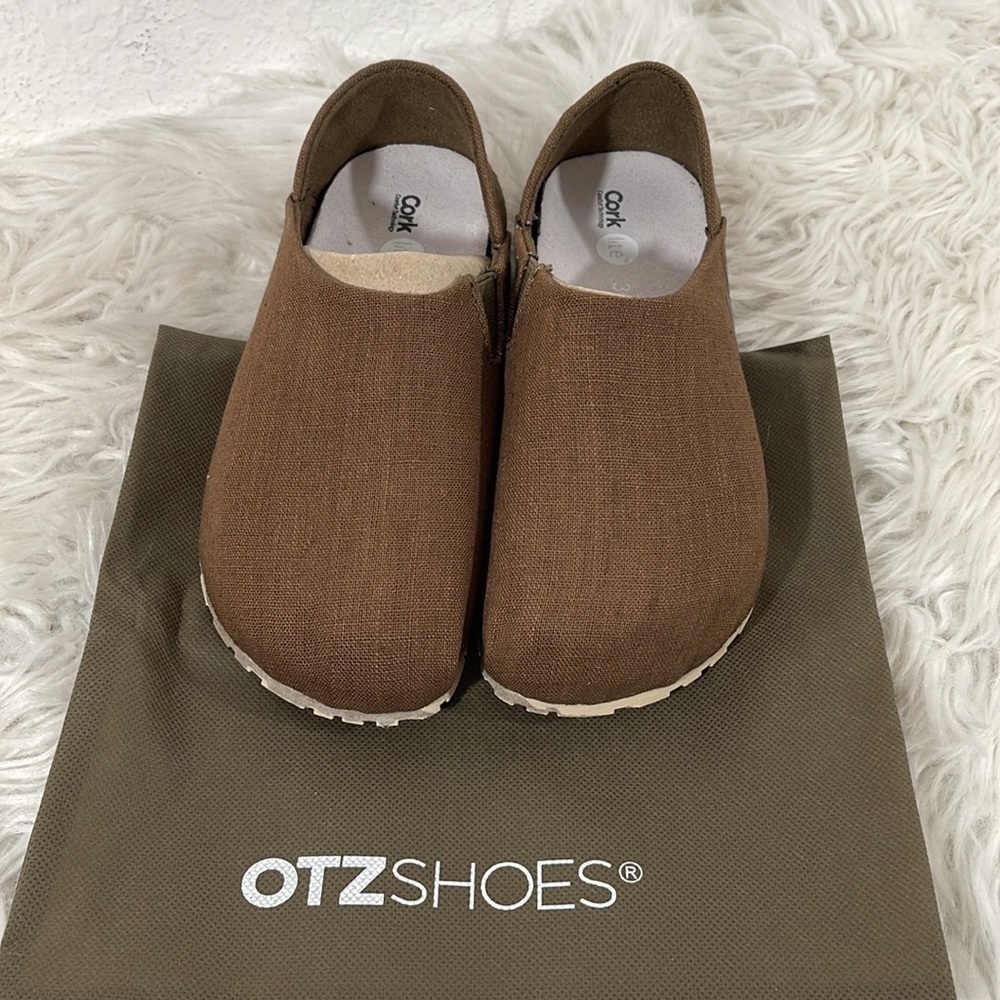 OTZ Shoes 300GMS Linen Unisex Slip On CORKlite Authentic Mocs Size 6 NEW - Picture 1 of 14